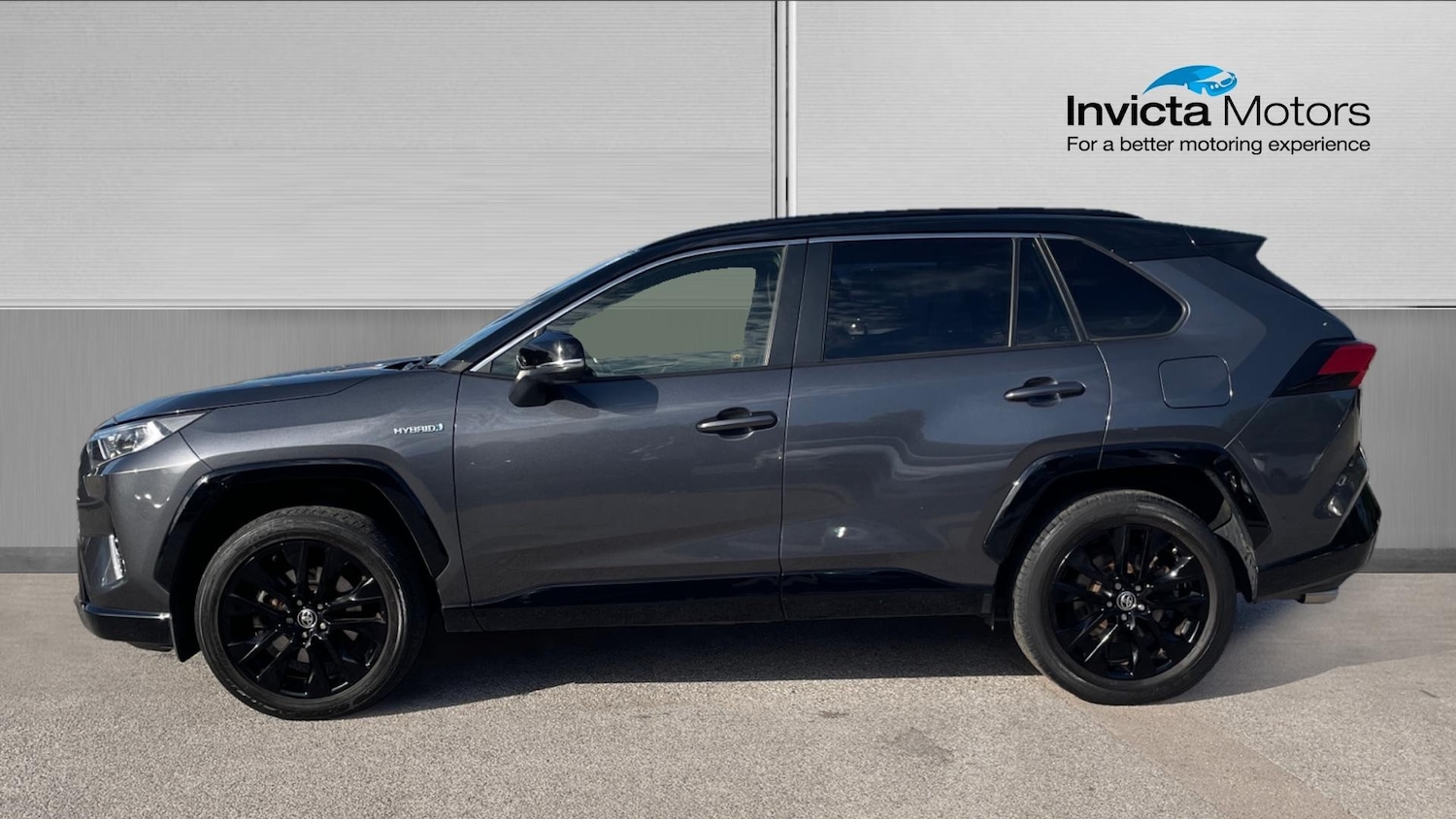 Used Toyota RAV4 2021 for sale - 76010626: Photo 6