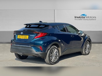 Used Toyota C-HR 2023 for sale - 79024124: Photo