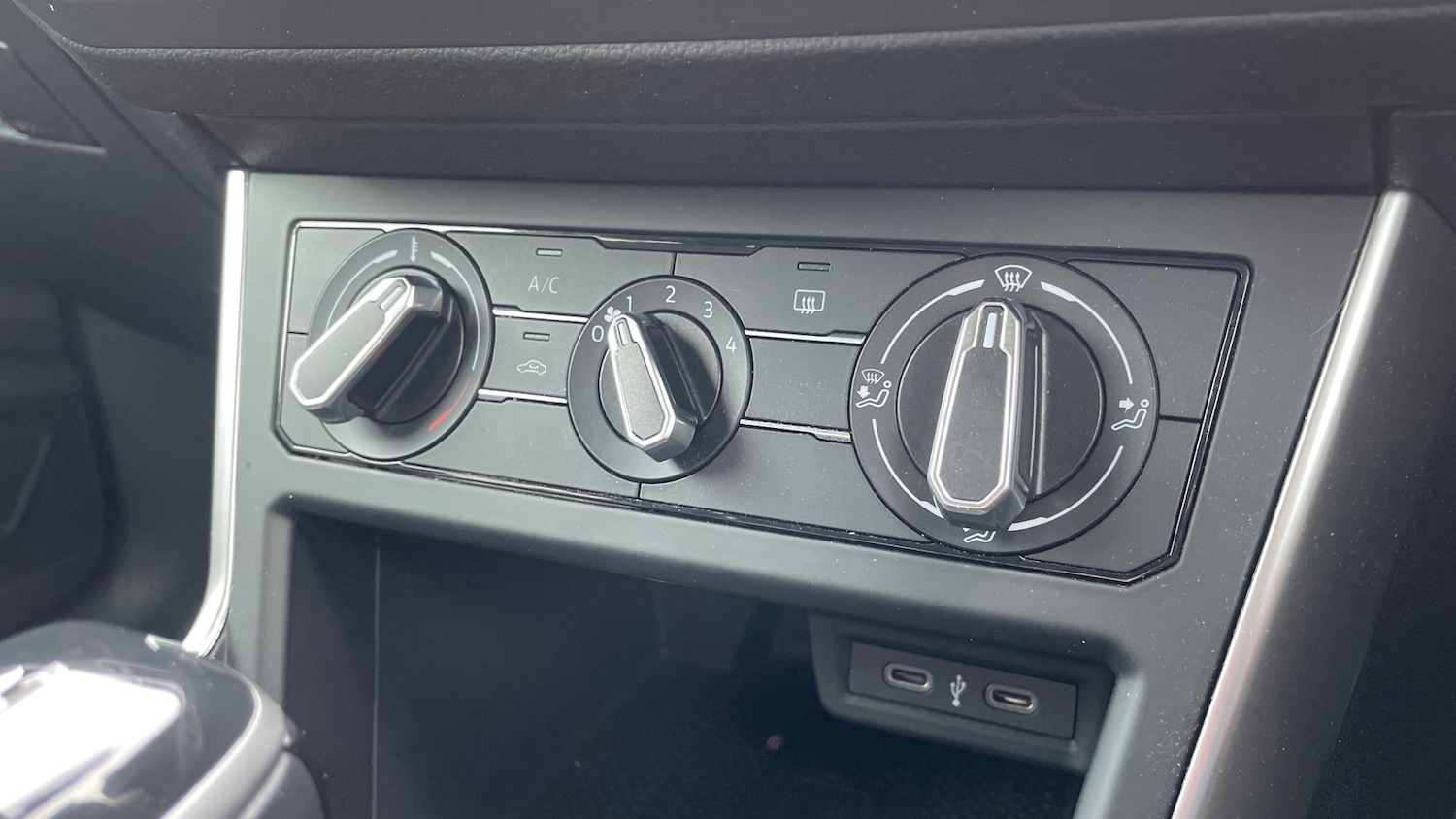 Used Volkswagen Polo 2024 for sale - 77465894: Photo 22