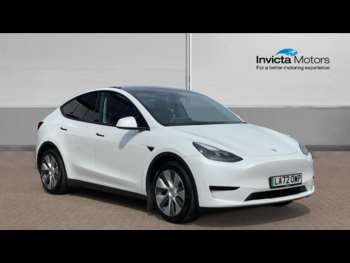 2022 - RWD 5dr Auto