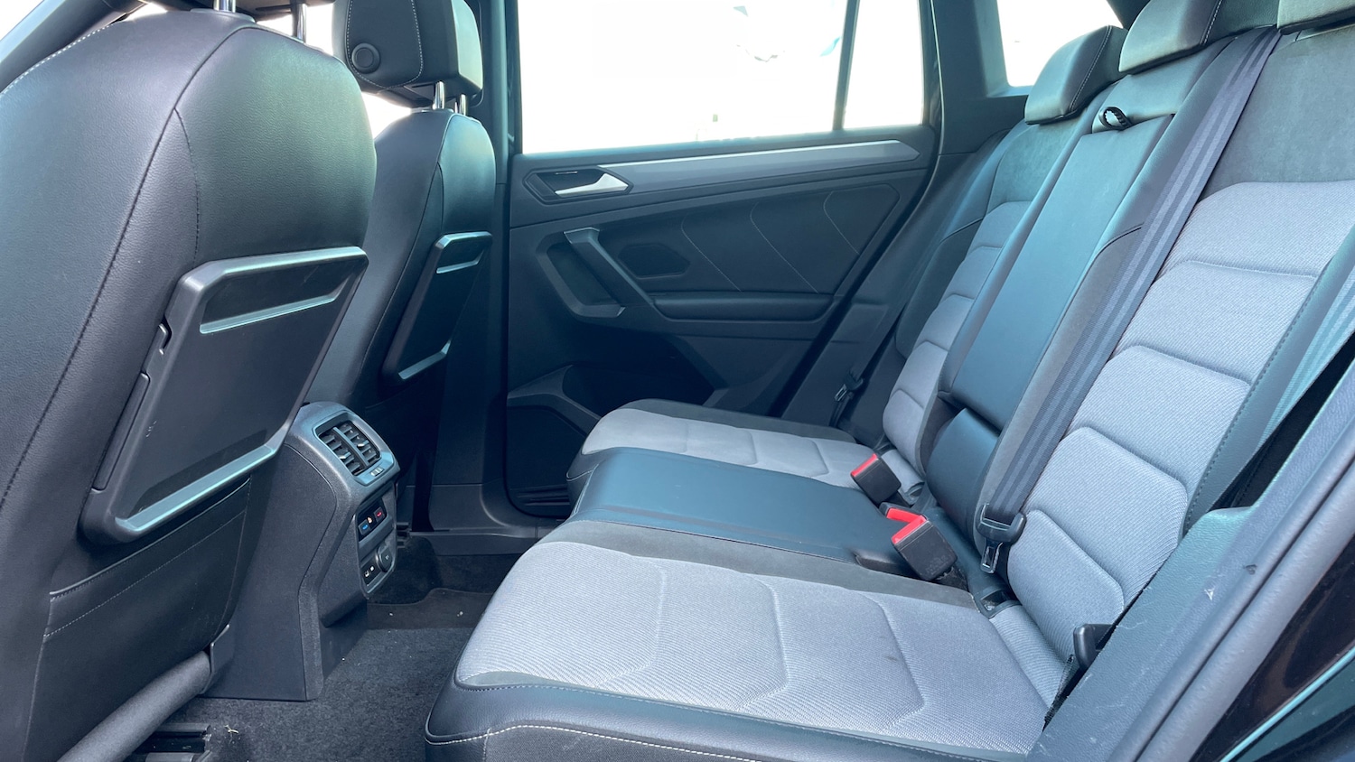 Used Volkswagen Tiguan 2018 for sale - 77968547: Photo 14