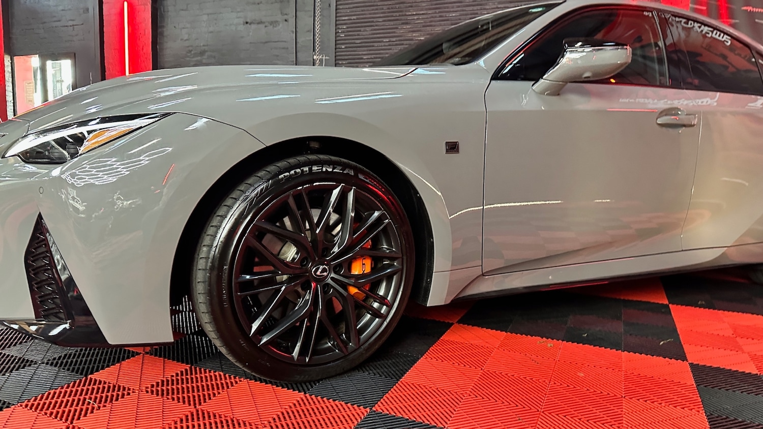 Used Lexus LS 2023 for sale - 76494934: Photo 2