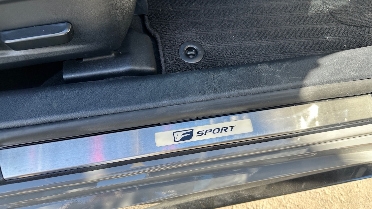 Used Lexus LS 2023 for sale - 76494934: Photo 26