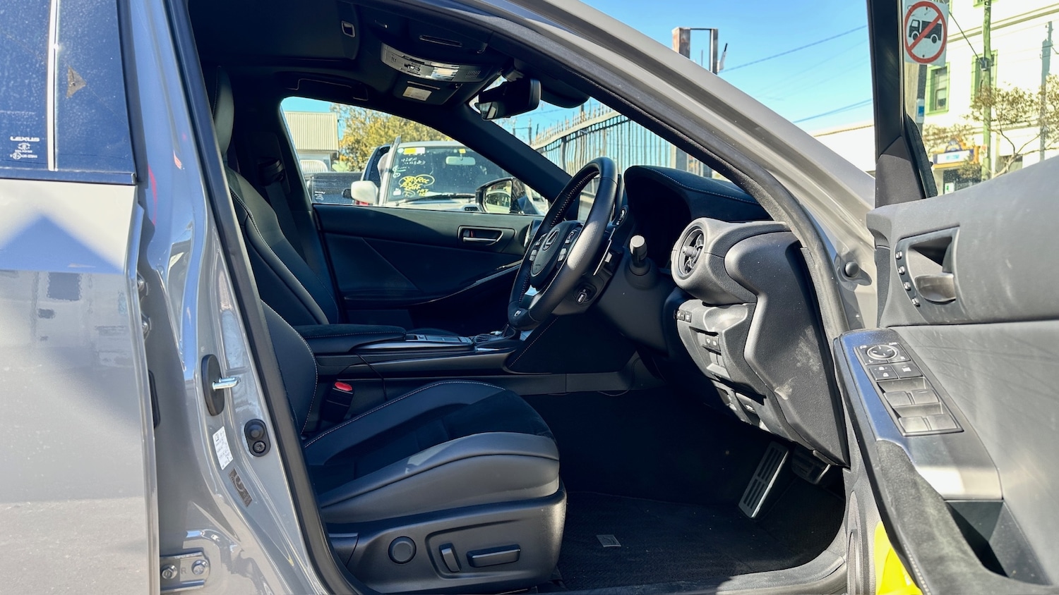 Used Lexus LS 2023 for sale - 76494934: Photo 28