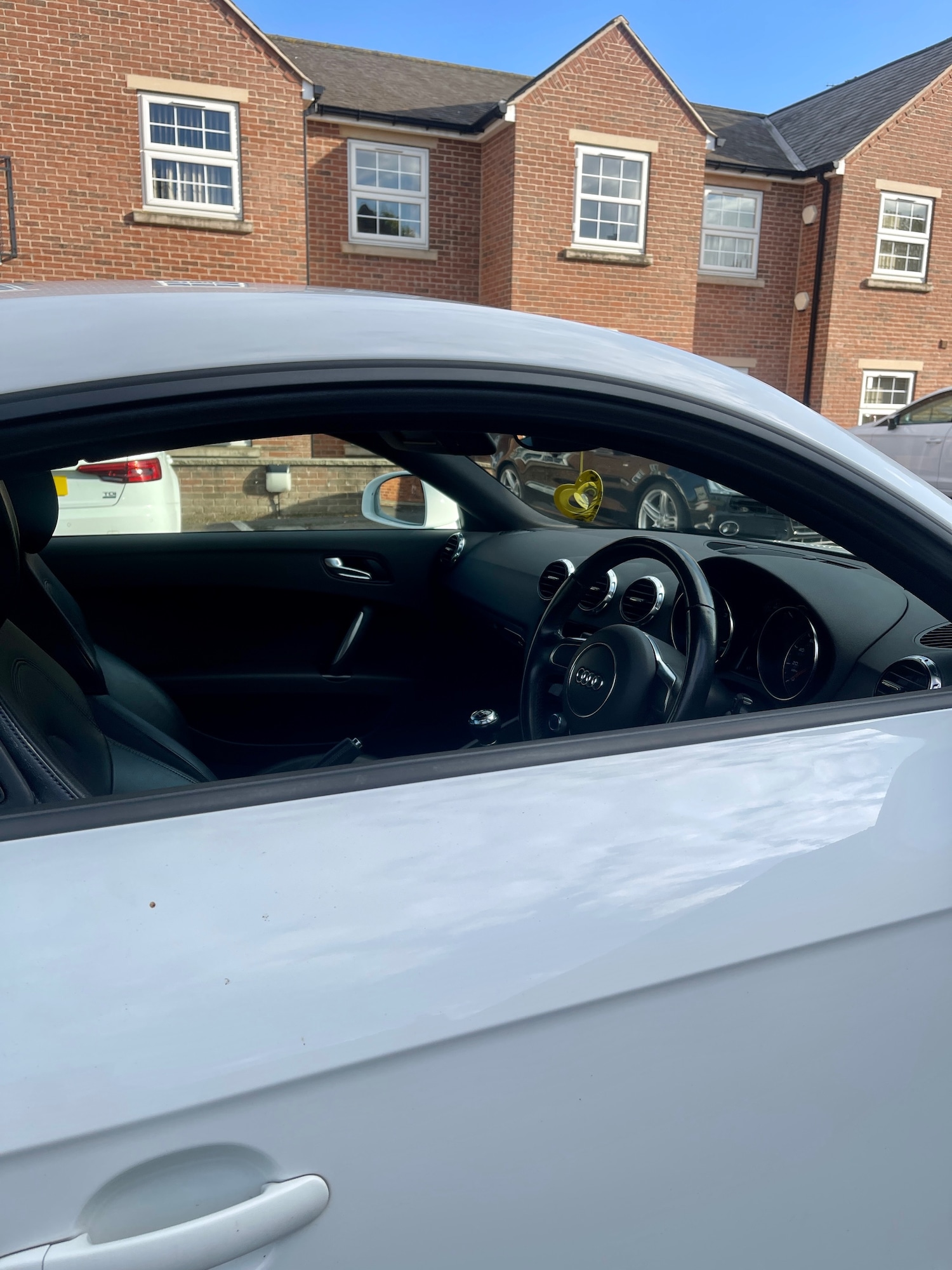 Used Audi TT 2010 for sale - 76492053: Photo 10