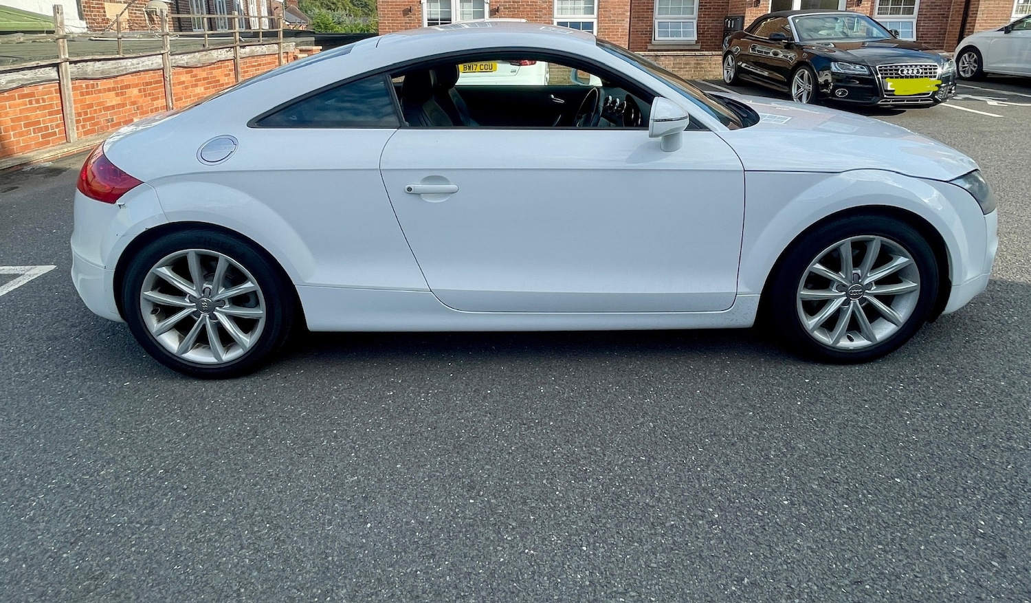 Used Audi TT 2010 for sale - 76492053: Photo 11