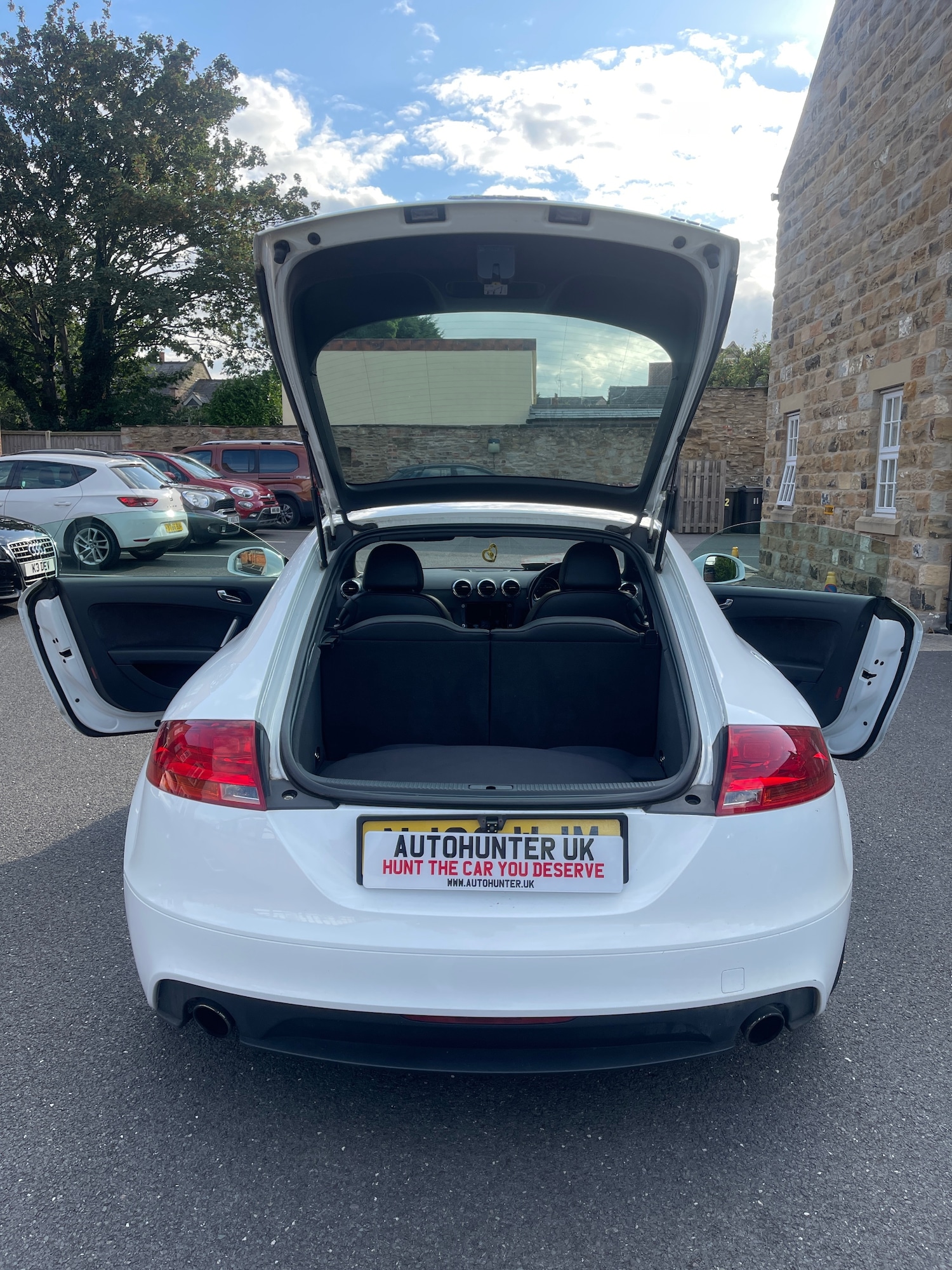 Used Audi TT 2010 for sale - 76492053: Photo 5