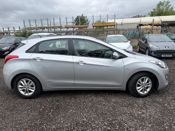 Used Hyundai i30 2015 for sale - 78705411: Photo