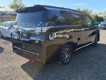 Used Toyota Vellfire 2017 for sale - 78898405: Photo