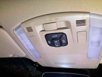 Used Toyota Vellfire 2013 for sale - 78675423: Photo