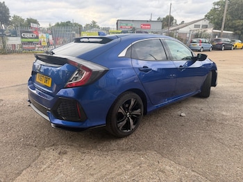 Used Honda Civic 2017 for sale - 79540283: Photo