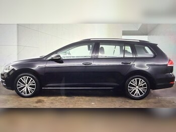 Used Volkswagen Golf 2017 for sale - 78675698: Photo