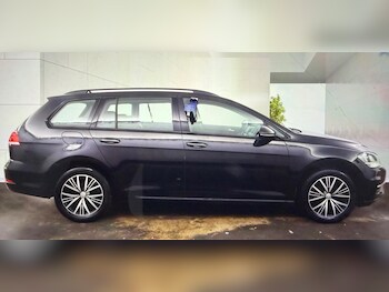 Used Volkswagen Golf 2017 for sale - 78675698: Photo