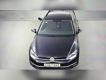 Used Volkswagen Golf 2017 for sale - 78675698: Photo
