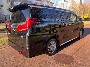 Used Toyota Alphard 2023 for sale - 78675708: Photo