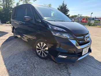 Used Nissan Serena 2016 for sale - 79062689: Photo