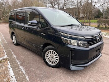 Used Toyota Voxy 2016 for sale - 78675426: Photo