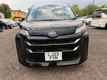 Used Toyota Voxy 2023 for sale - 78675416: Photo
