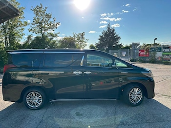 Used Toyota Alphard 2019 for sale - 79479485: Photo