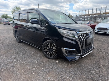 Used Toyota Voxy 2018 for sale - 78675515: Photo