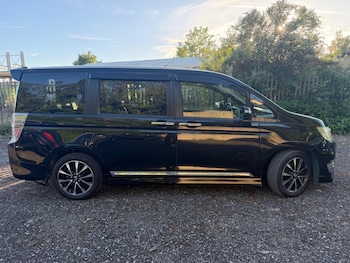 Used Honda Stepwagon 2012 for sale - 78676289: Photo