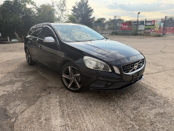 Used Volvo V60 2013 for sale - 79601105: Photo