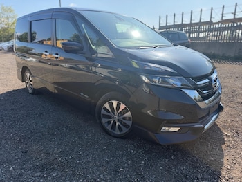 Used Nissan Serena 2016 for sale - 78676741: Photo