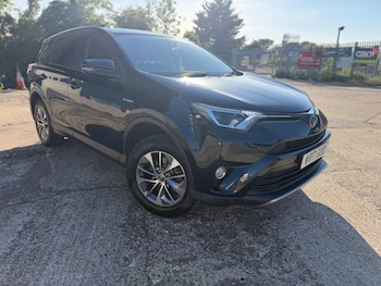 Used Toyota RAV4 2017 for sale - 79093845: Photo