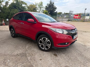 Used Honda HR-V 2017 for sale - 79609472: Photo