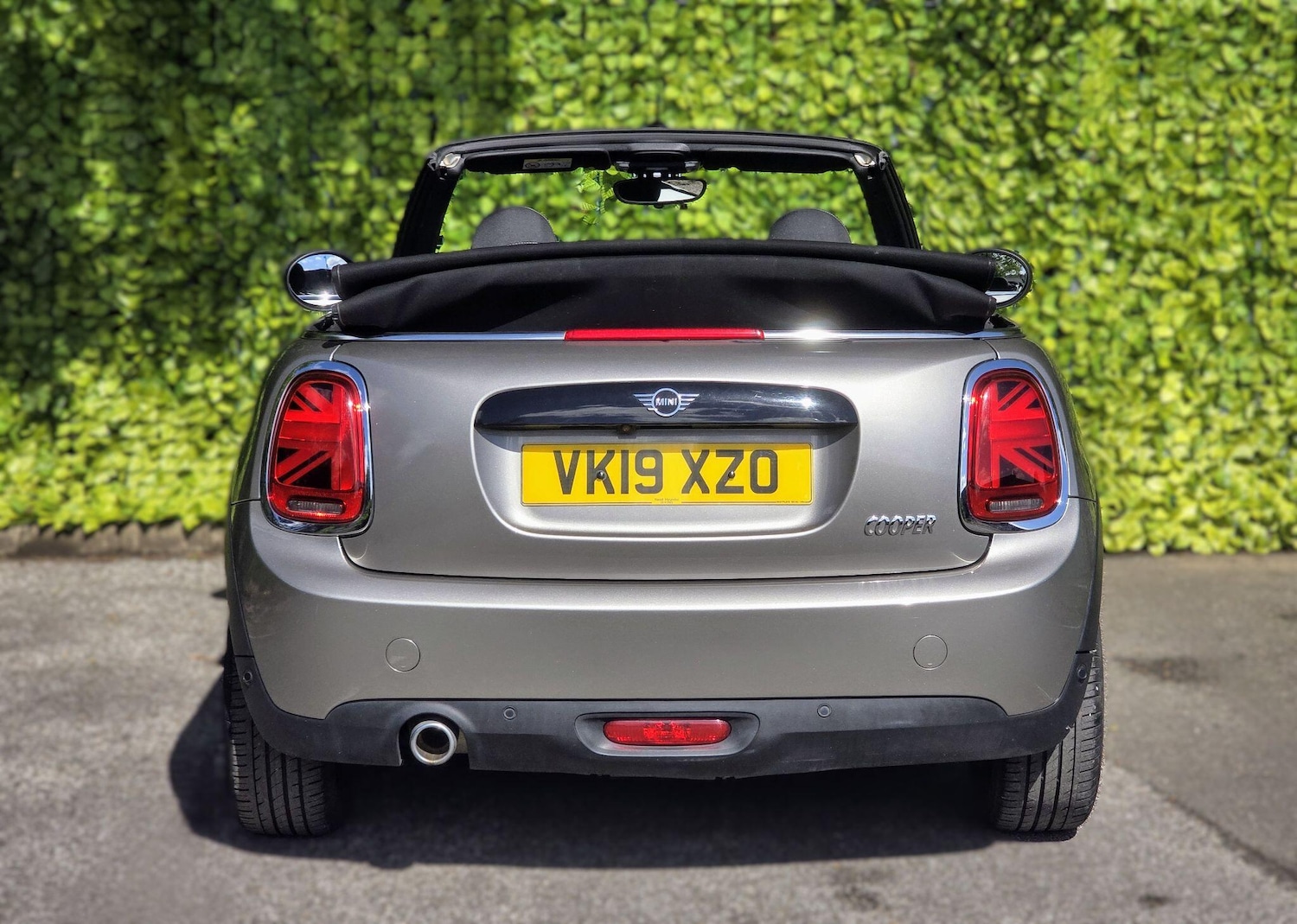 Used MINI Convertible 2019 for sale - 76920152: Photo 10