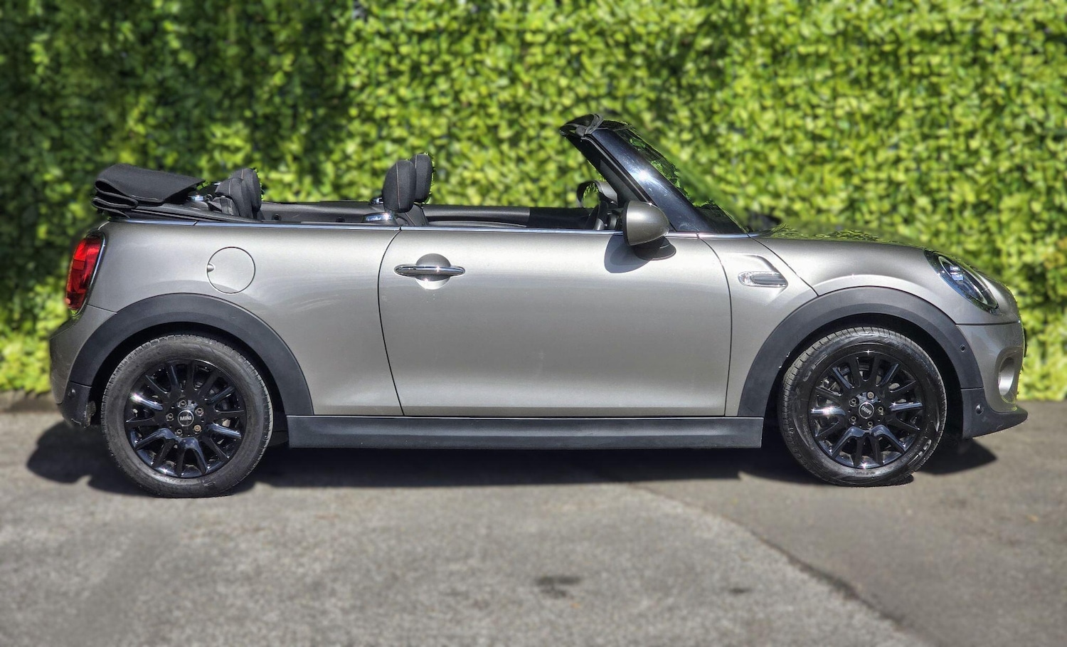 Used MINI Convertible 2019 for sale - 76920152: Photo 14