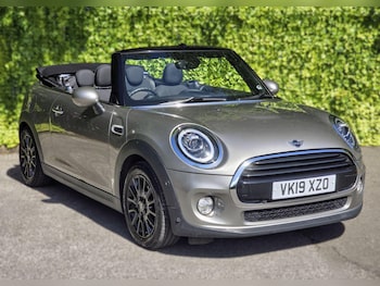 (19) - 1.5 Cooper Classic Euro 6 (s/s) 2dr