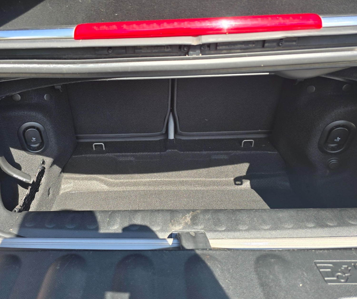 Used MINI Convertible 2019 for sale - 76920152: Photo 21