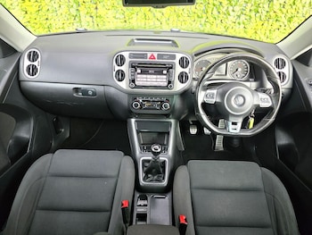 Used Volkswagen Tiguan 2010 for sale - 79007890: Photo