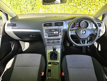 Used Volkswagen Golf 2015 for sale - 79007895: Photo