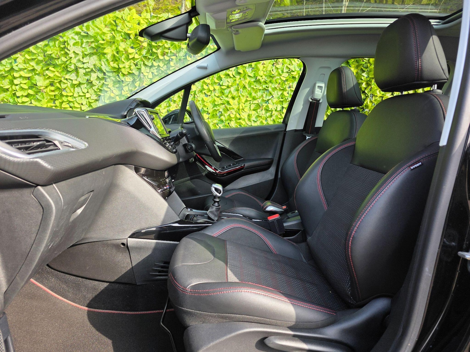 Used Peugeot 2008 2017 for sale - 77671393: Photo 15