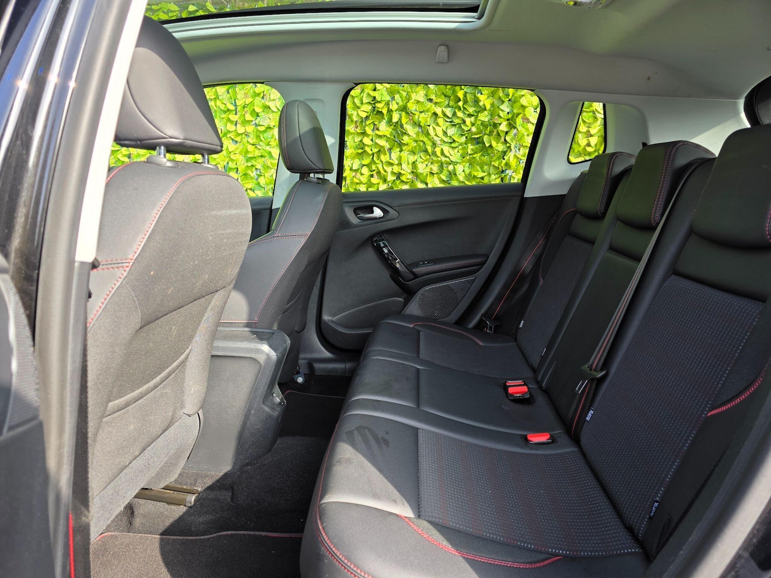 Used Peugeot 2008 2017 for sale - 77671393: Photo 17