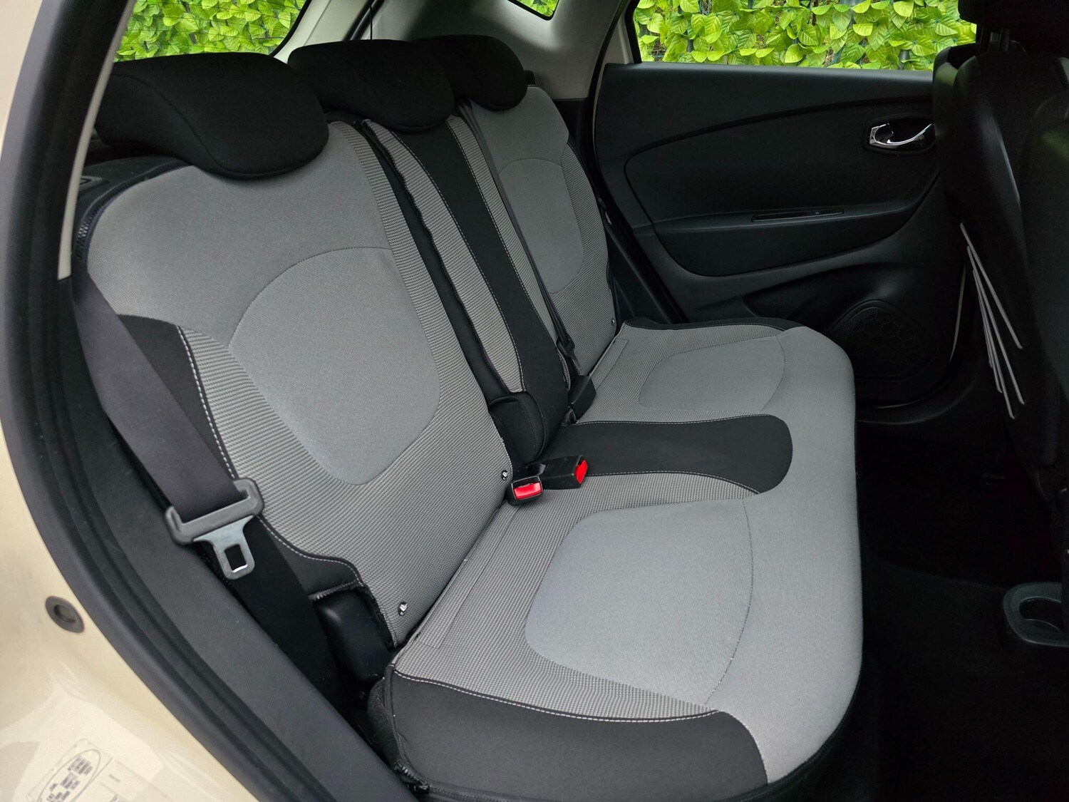 Used Renault Captur 2014 for sale - 77455153: Photo 19