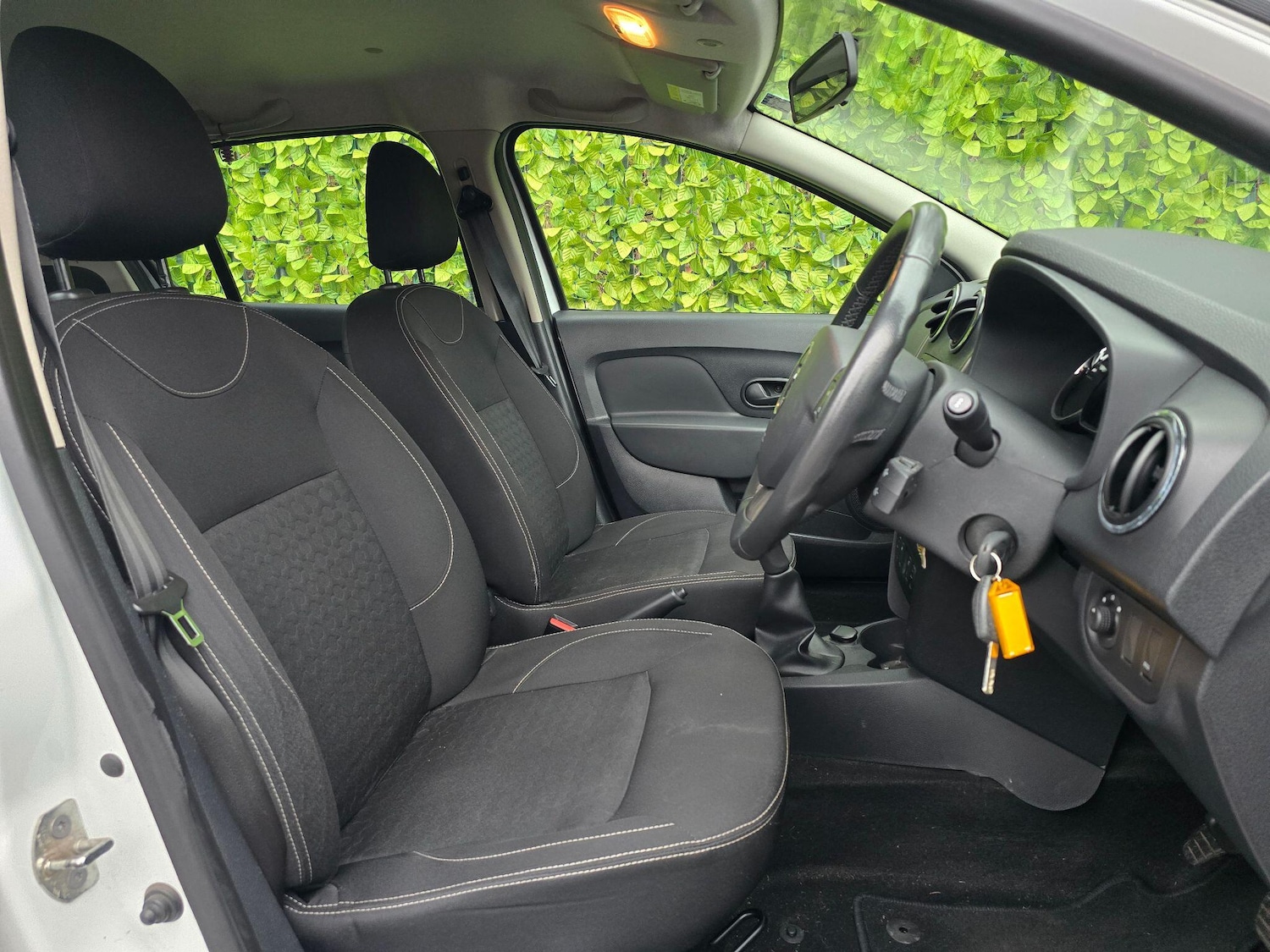 Used Dacia Sandero 2016 for sale - 77040649: Photo 6