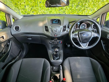 Used Ford Fiesta 2015 for sale - 79520750: Photo