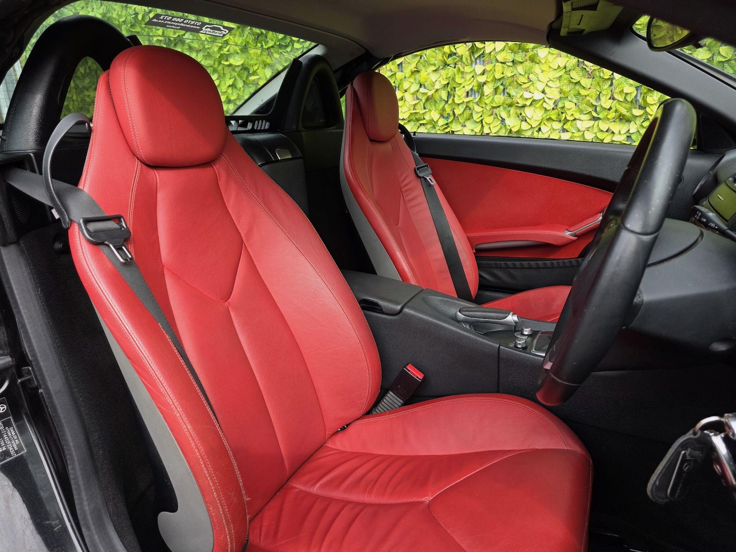 Used Mercedes-Benz SLK 2010 for sale - 77994151: Photo 10