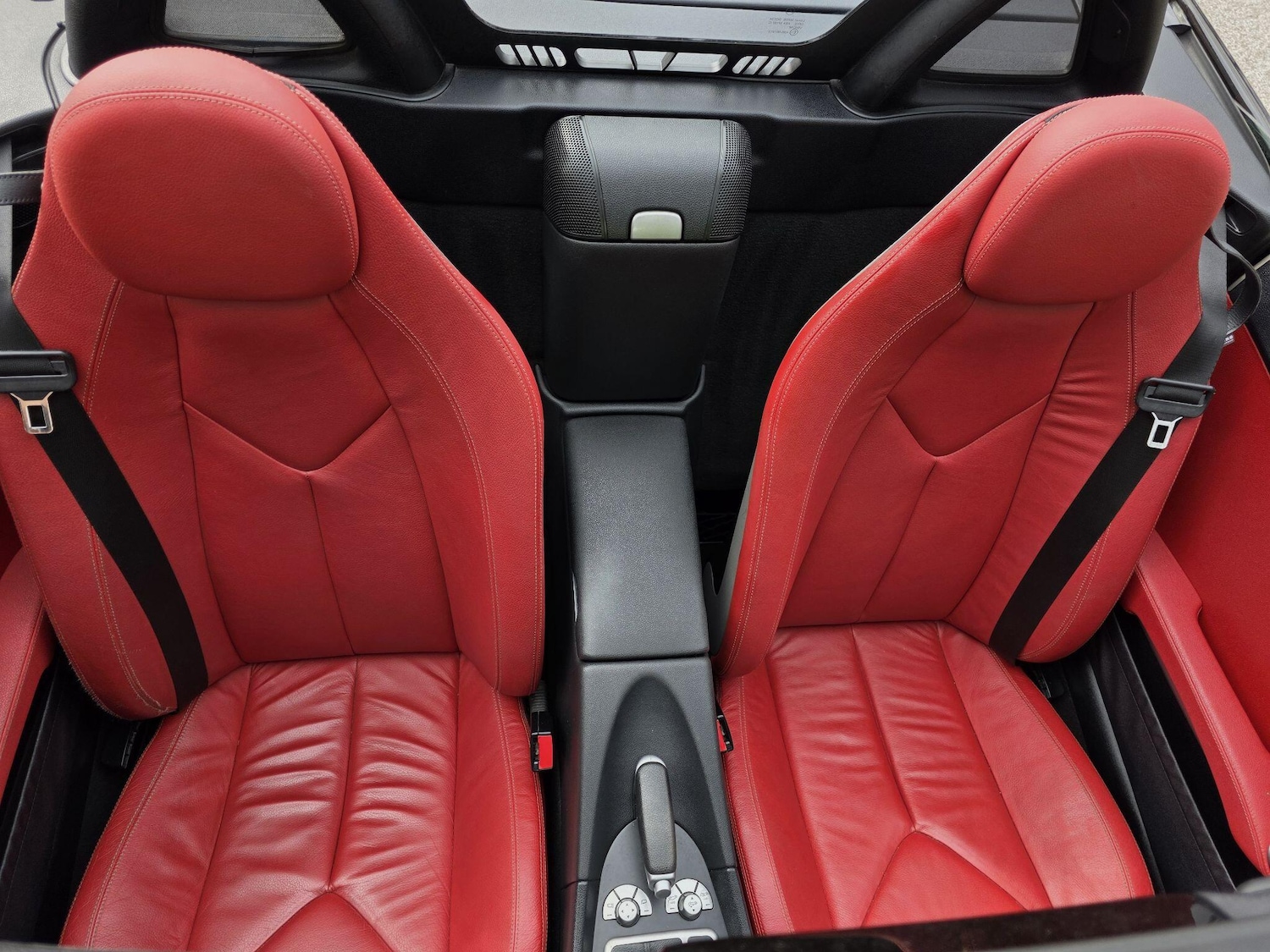 Used Mercedes-Benz SLK 2010 for sale - 77994151: Photo 20