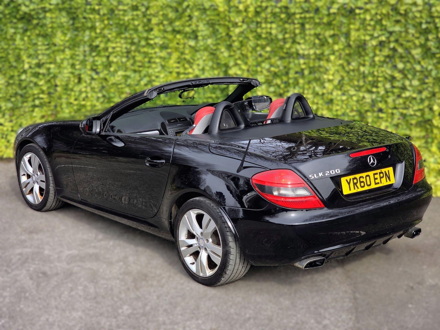 Used Mercedes-Benz SLK 2010 for sale - 77994151: Photo 23