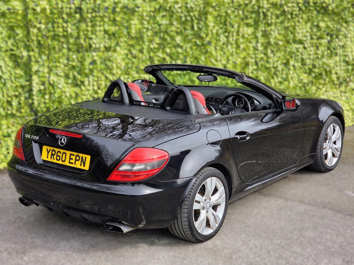 Used Mercedes-Benz SLK 2010 for sale - 77994151: Photo 24