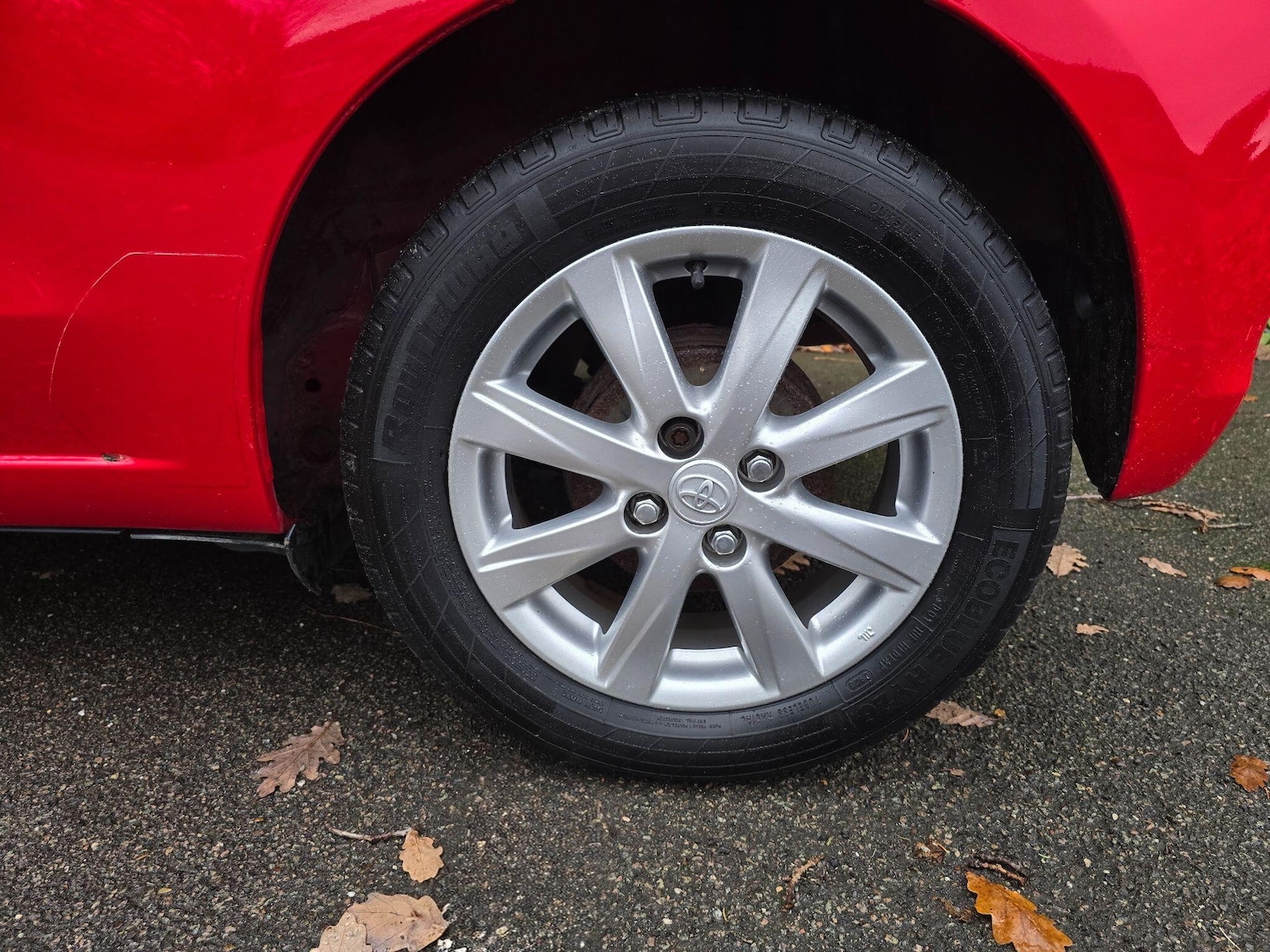 Used Toyota Yaris 2012 for sale - 76920155: Photo 24