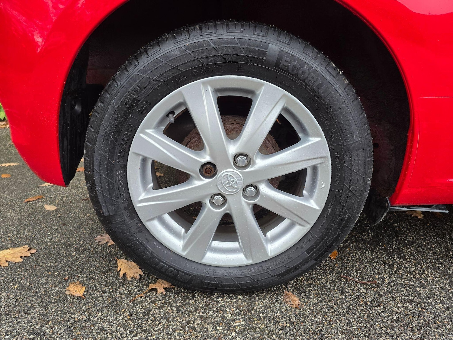 Used Toyota Yaris 2012 for sale - 76920155: Photo 25