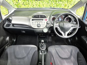 Used Honda Jazz 2011 for sale - 79121791: Photo