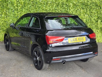 Used Audi A1 2016 for sale - 76920160: Photo
