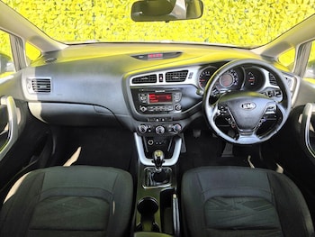 Used Kia Ceed 2014 for sale - 79412197: Photo