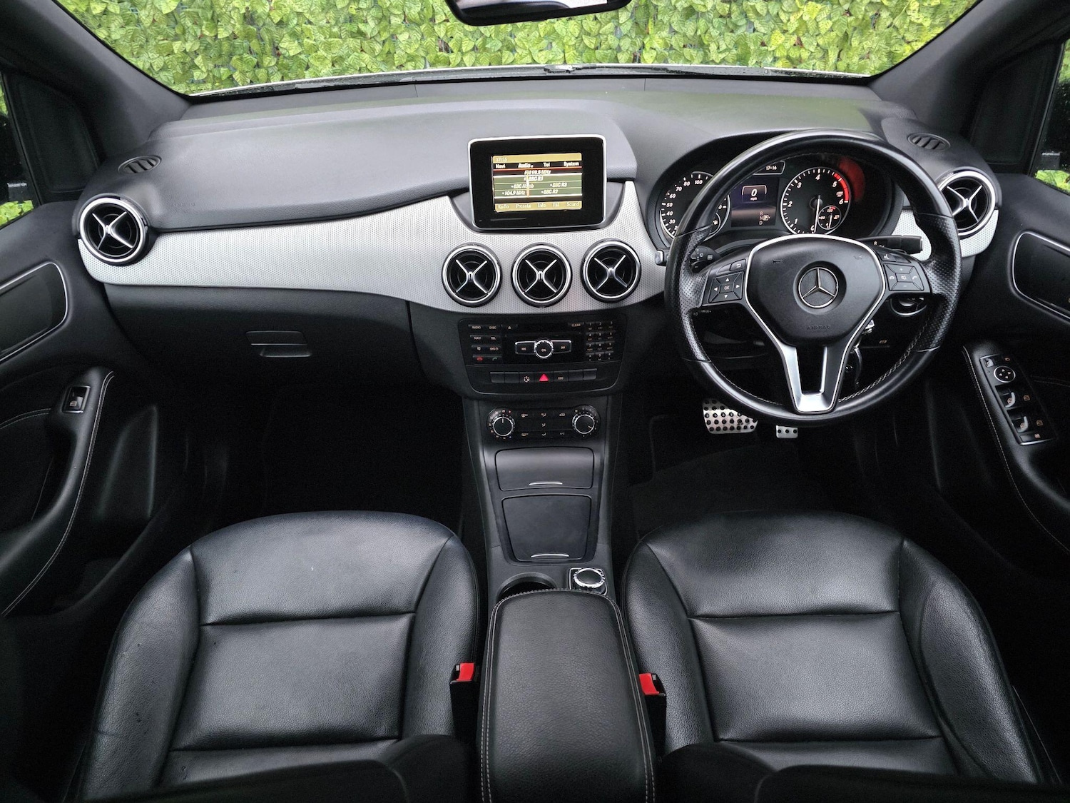 Used Mercedes-Benz B Class for sale - 77633520: Photo 4